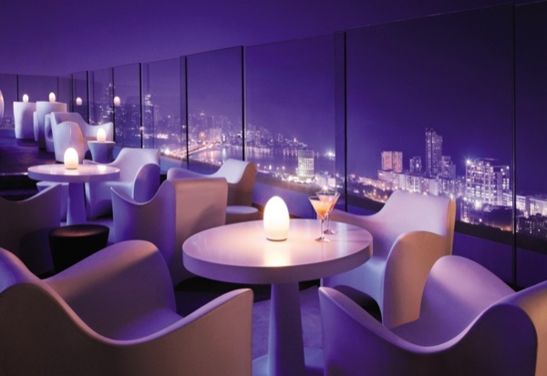 Panorama lounge bar